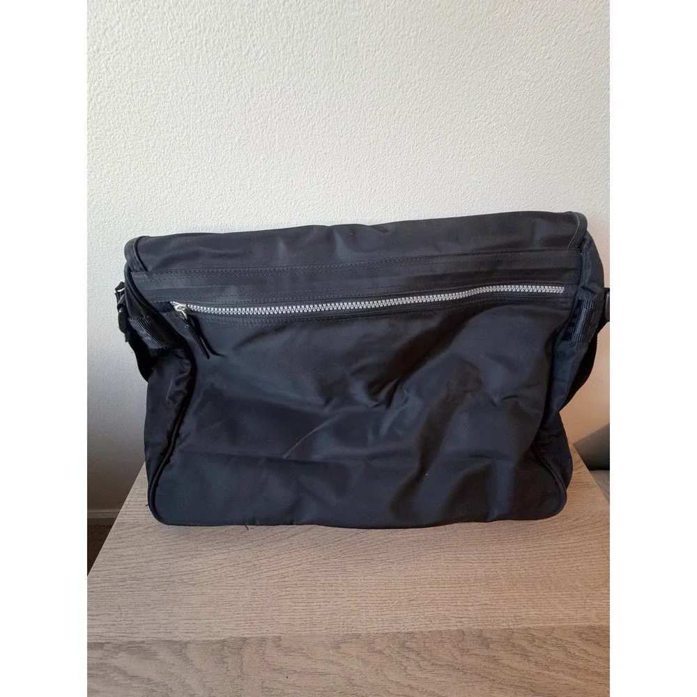 Black VTG Y2k GUESS Logo Flap Messenger‎ Work Laptop Polyurethane Crossbody Bag